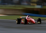 英雄联盟总决赛2025-赛场颤抖时，当智利的幽灵比分终结了曼城的王朝想象