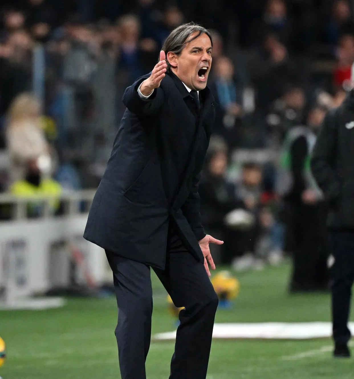 包含那不勒斯的表现：主场迎来胜利的词条