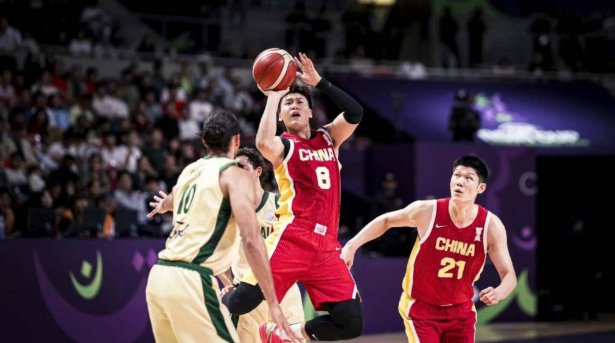 热血激战！亚洲杯赛场上强强对决的简单介绍