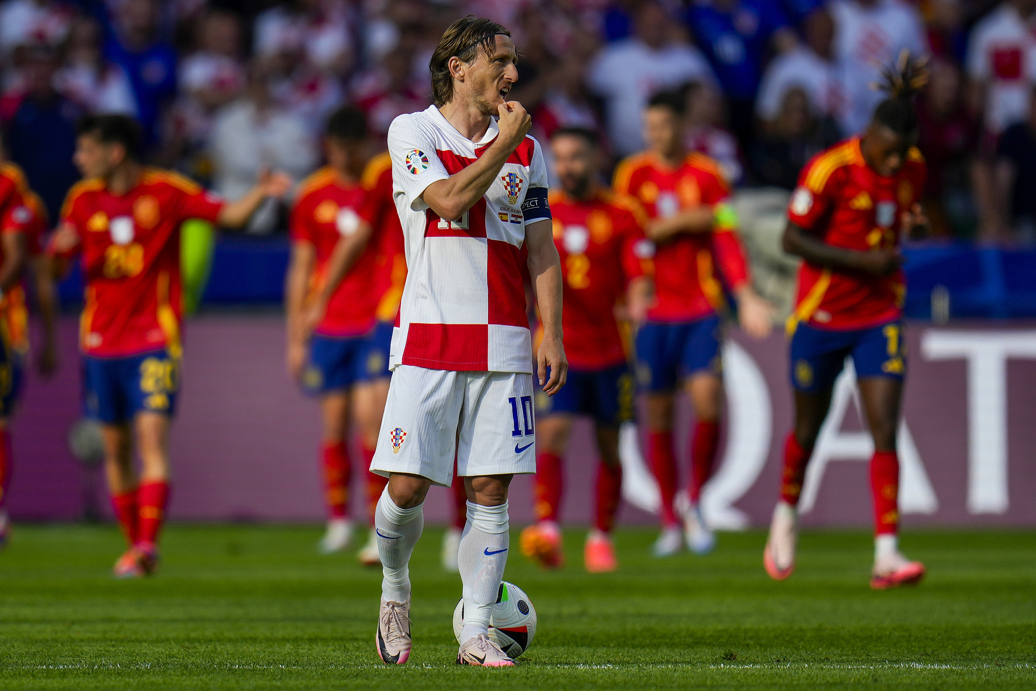 匈牙利队在欧洲杯预选赛中获得胜利