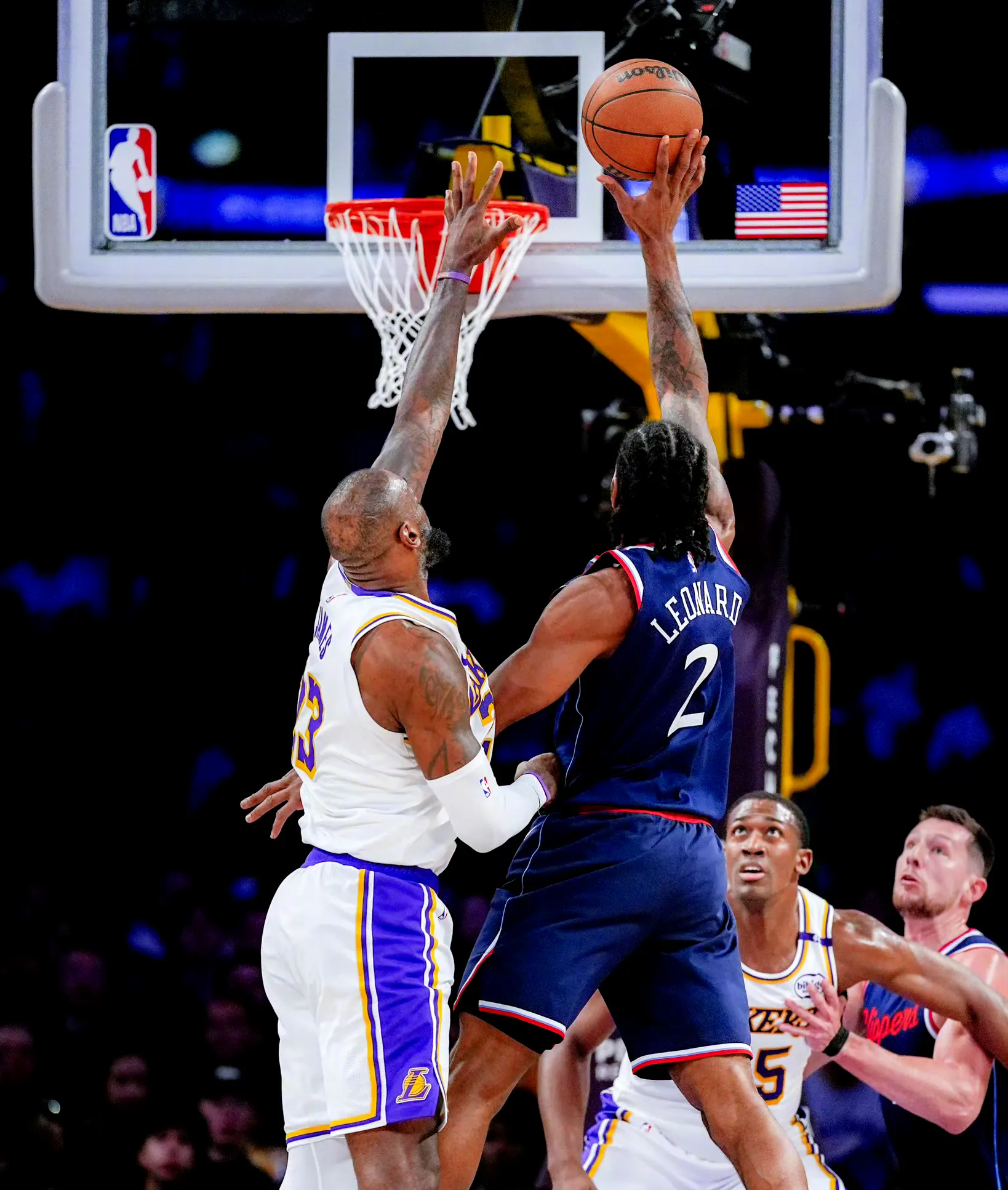 关于快船不敌魔术,莱昂纳德神射分的信息 关于快船不敌魔术,莱昂纳德神射分的信息