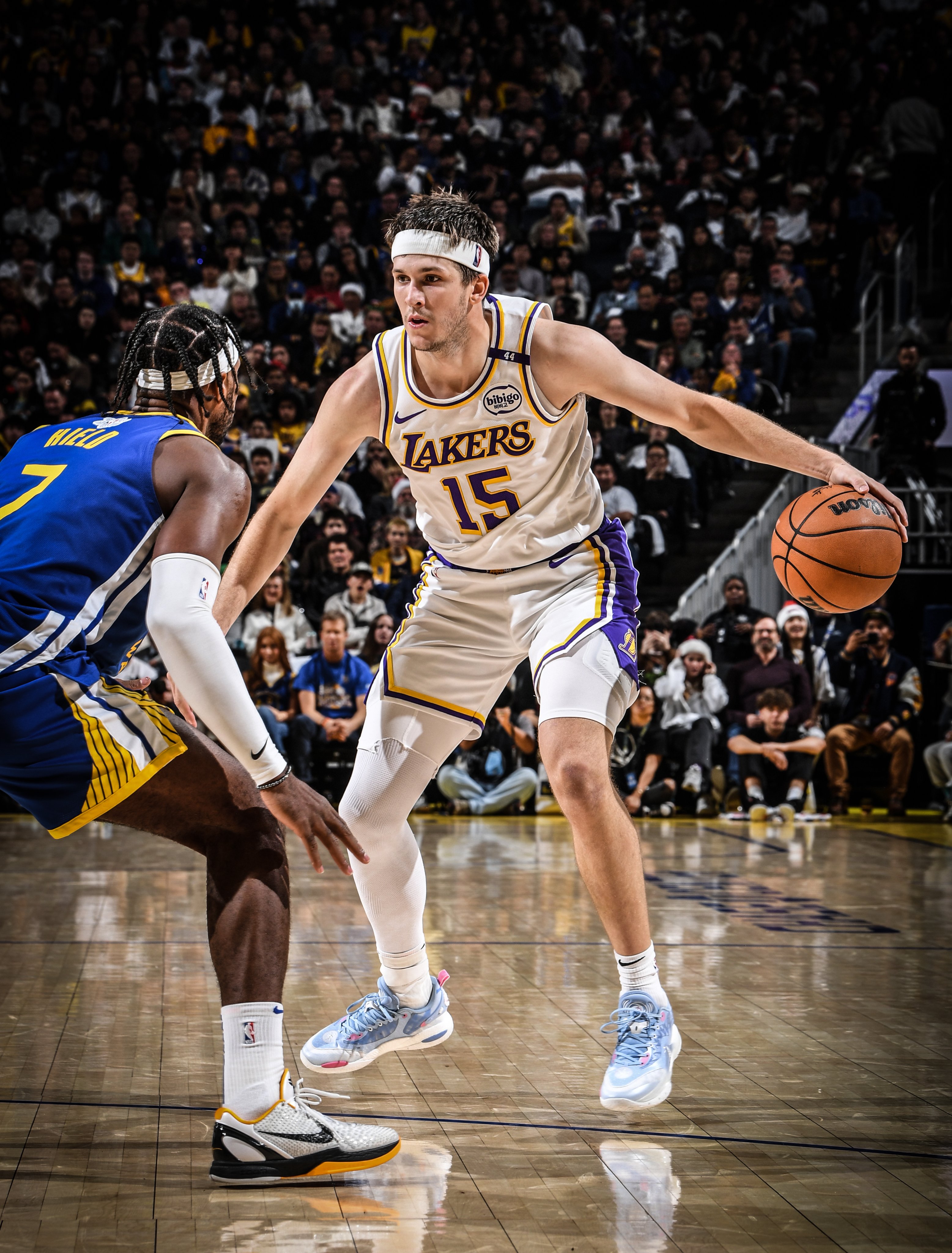 欧文斯上演帽子戏法，带领奥萨苏纳击败马竞的简单介绍