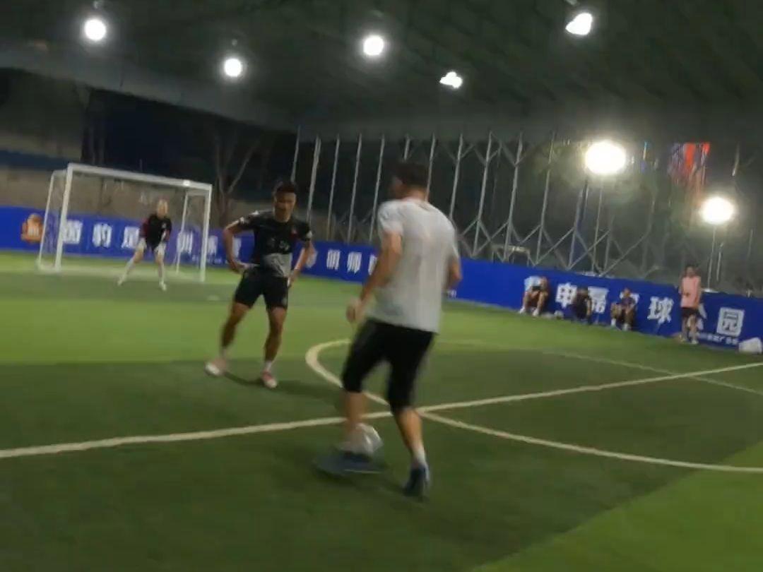 包含北京时间周三凌晨一场激烈对抗即将上演的词条 包含北京时间周三凌晨一场激烈对抗即将上演的词条