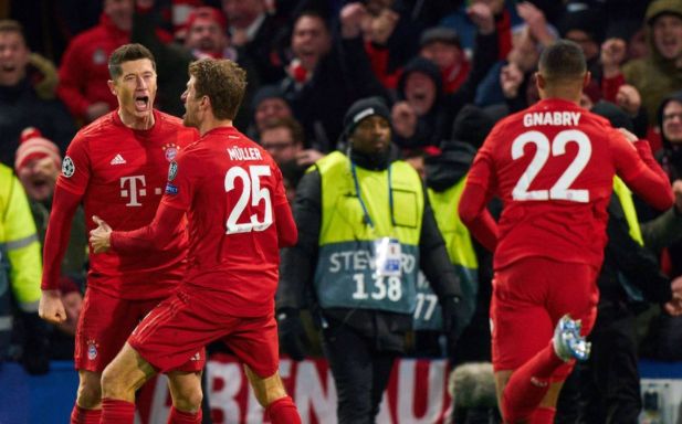 切尔西翻盘里昂,莱万统治全场 切尔西翻盘里昂,莱万统治全场