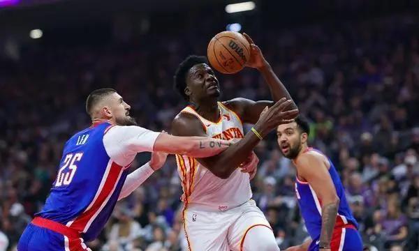 魔术绝杀国王,福克斯点燃赛场 魔术绝杀国王,福克斯点燃赛场