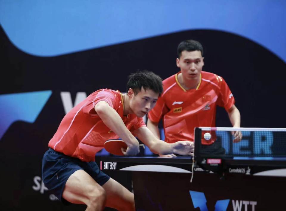 中国队轻取葡萄牙队,奥恰洛夫关键制胜 中国队轻取葡萄牙队,奥恰洛夫关键制胜