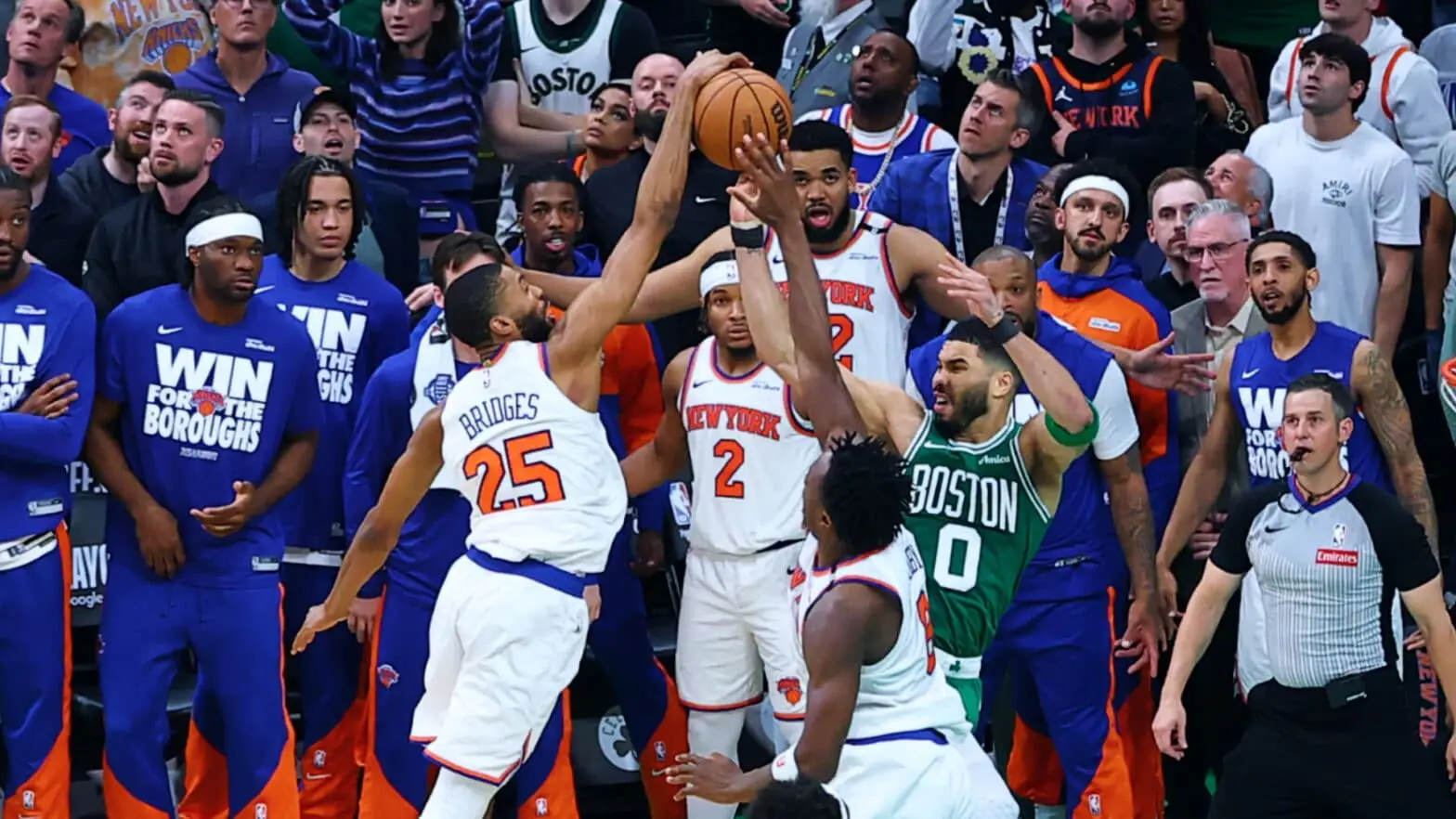 篮网横扫新疆队,乔治扛起全队 篮网横扫新疆队,乔治扛起全队