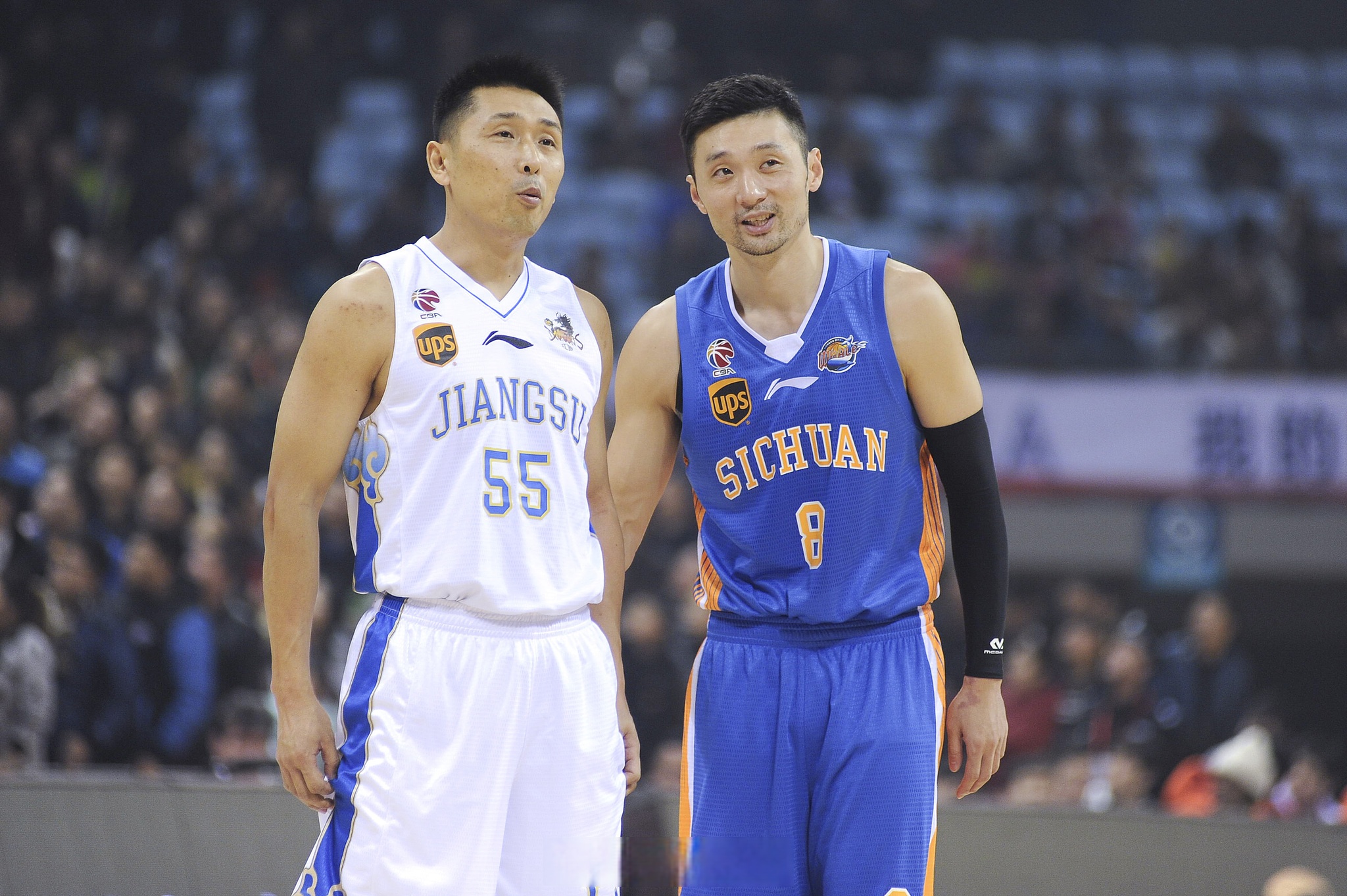 灰熊鏖战山东队，郭艾伦惊艳四座