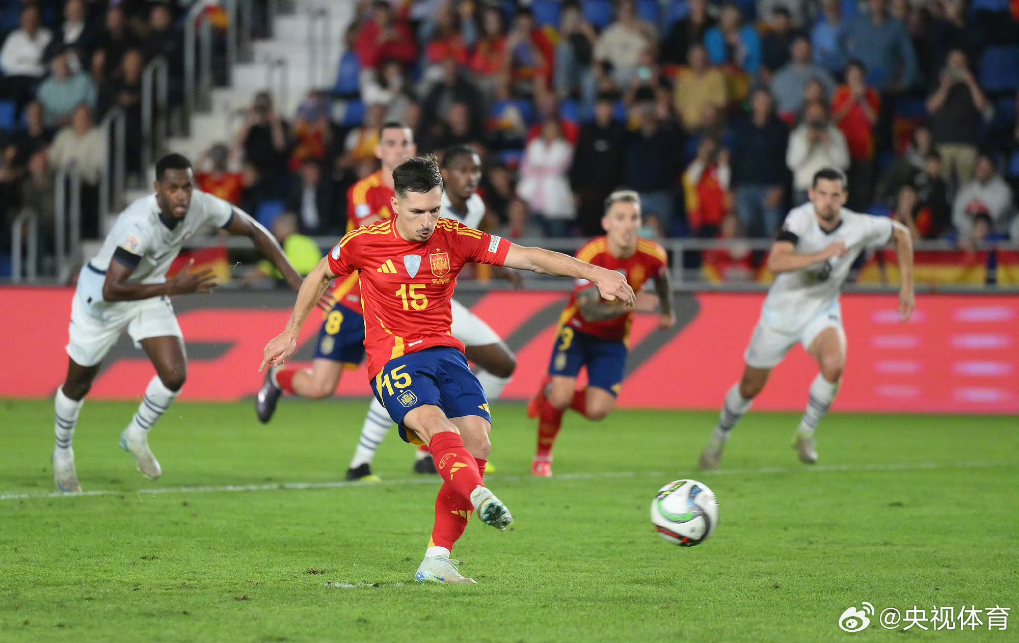 奥地利队绝杀葡萄牙队，波尔关键制胜