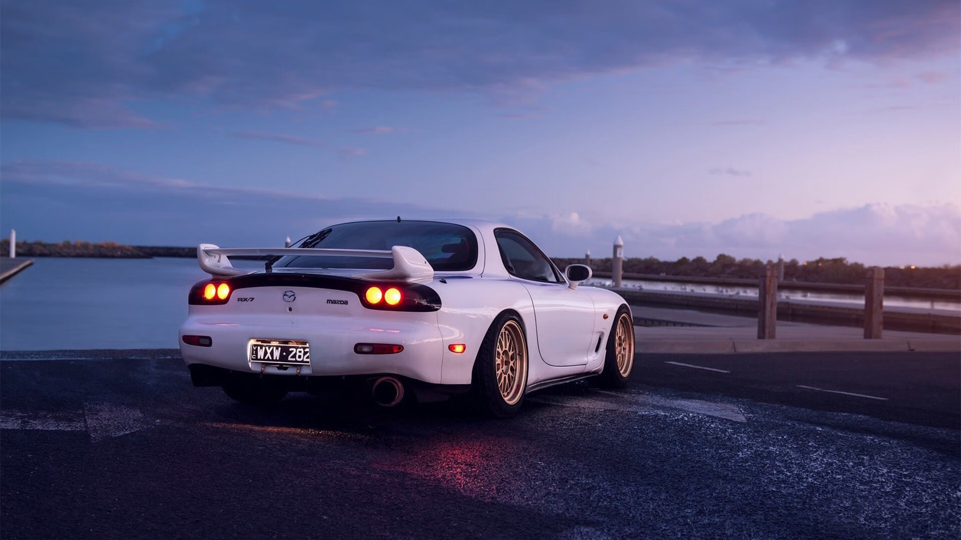 从马里奇迹到厄德高教科书，足球如何书写弱者的反叛诗篇