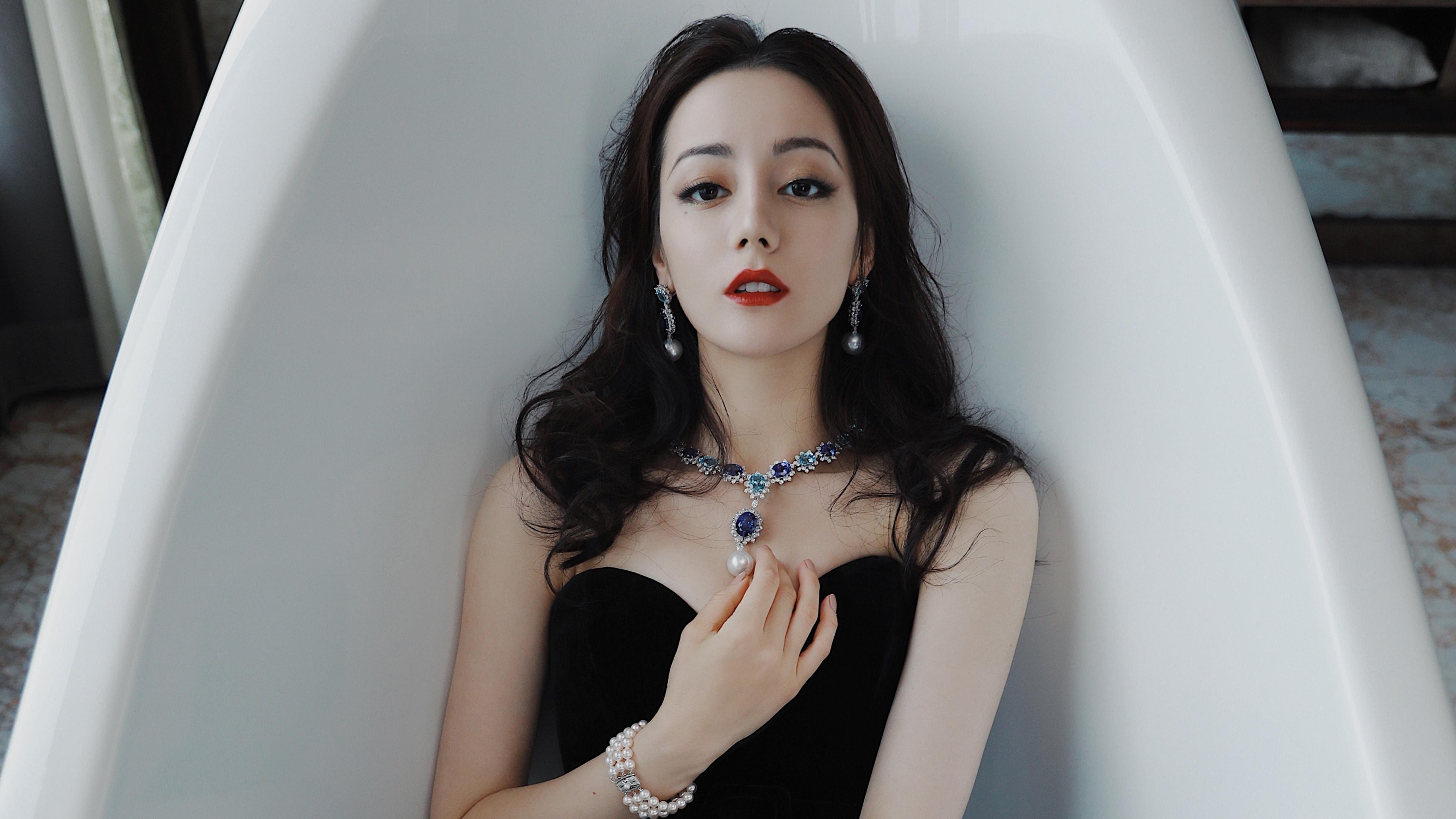 围堵与掌控，足球防守与F1战术的跨领域较量